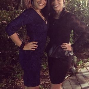 Jennifer Lopez blue snakeskin dress